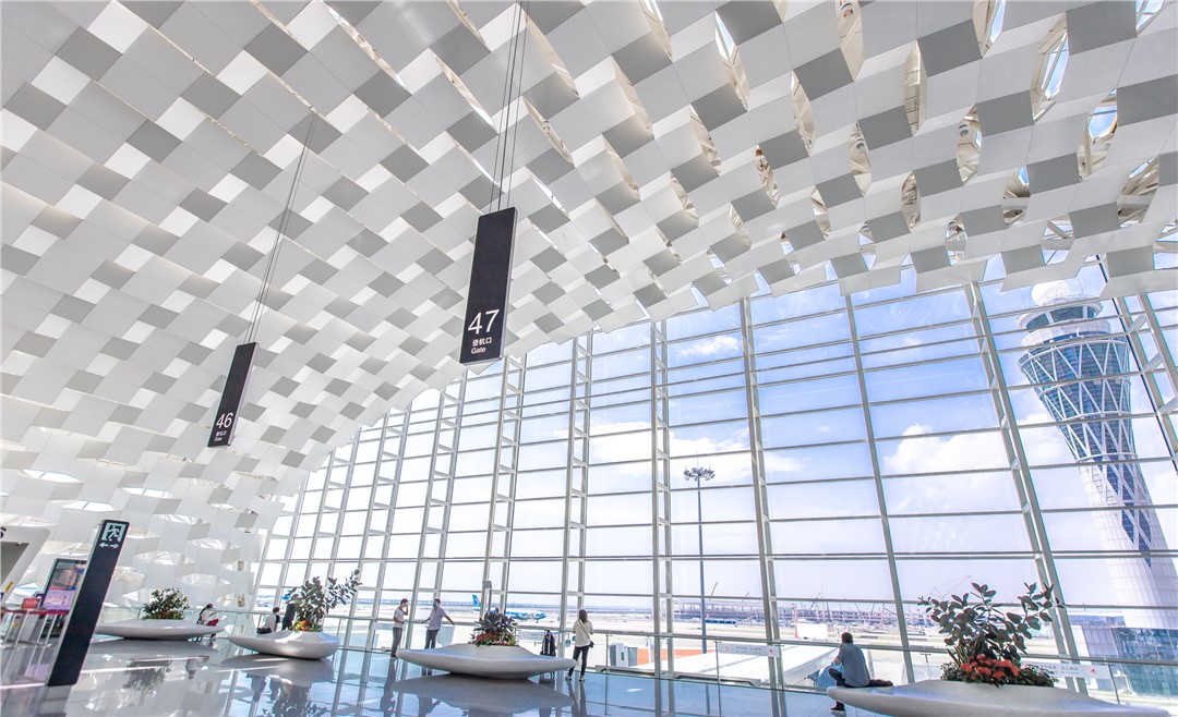 智慧機(jī)場(chǎng)的“聲”動(dòng)脈:航站樓公共廣播系統(tǒng)解決方案